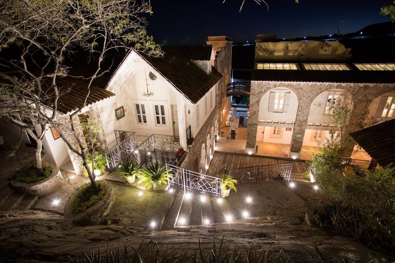 Hotel De Piedra Bernal Exteriér fotografie