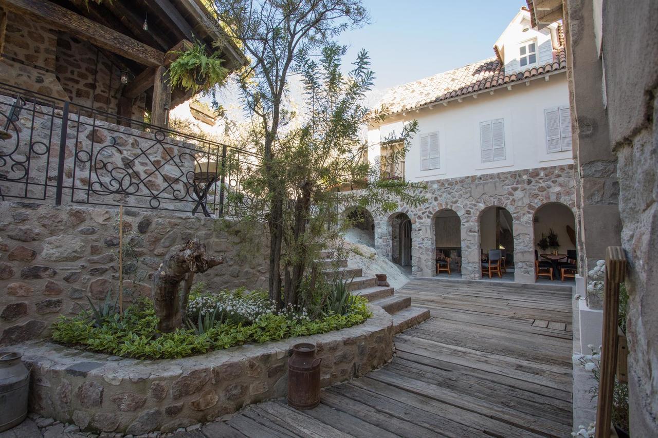 Hotel De Piedra Bernal Exteriér fotografie
